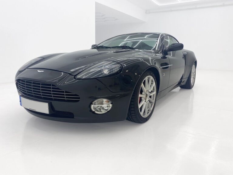 Aston Martin Vanquish S, una leyenda